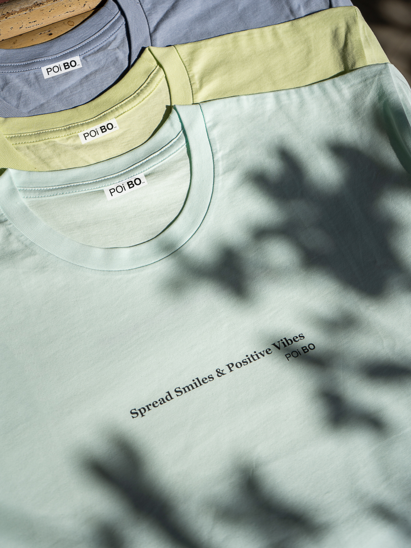 "Spread Smiles" T-shirt - Spring