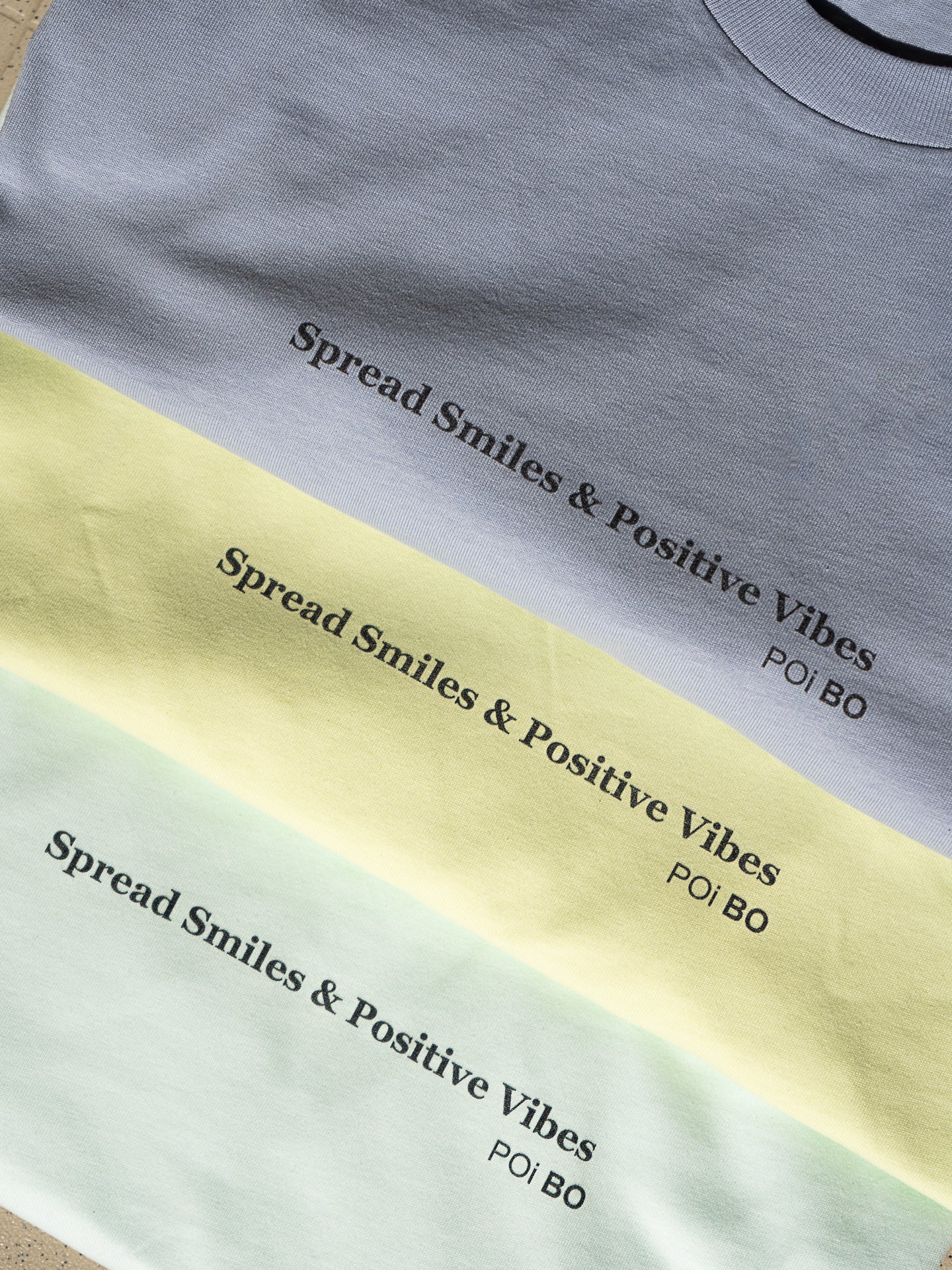 T-shirt "Spread Smiles" - Special Summer