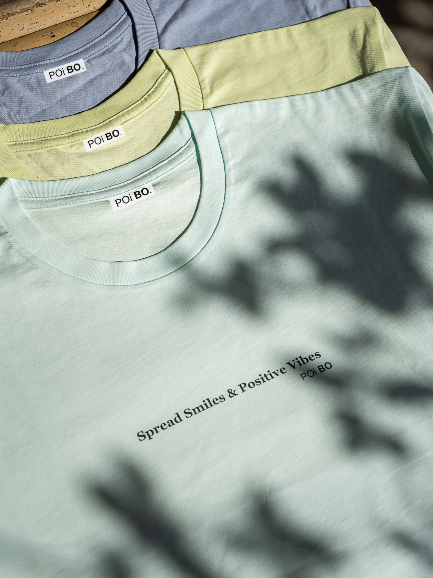 T-shirt "Spread Smiles" - Spring
