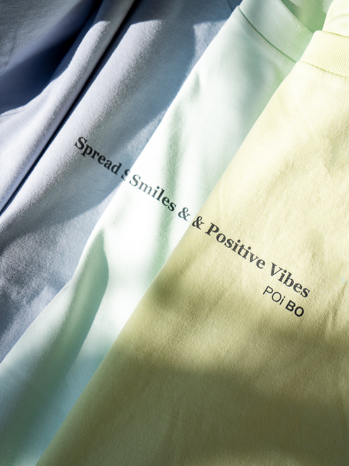 "Spread Smiles" T-shirt - Spring